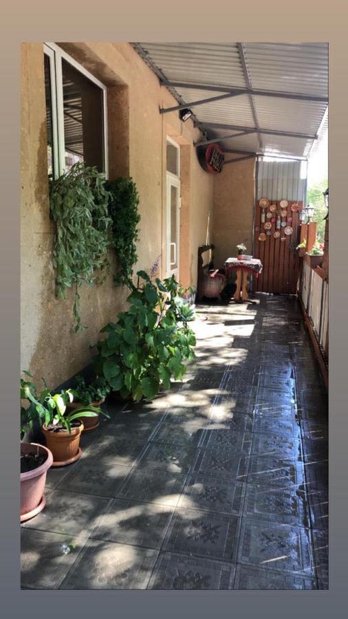 Lind Guest House B&B Gyumri Exterior photo