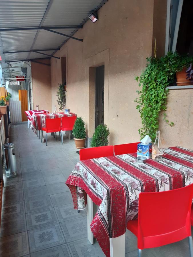 Lind Guest House B&B Gyumri Exterior photo