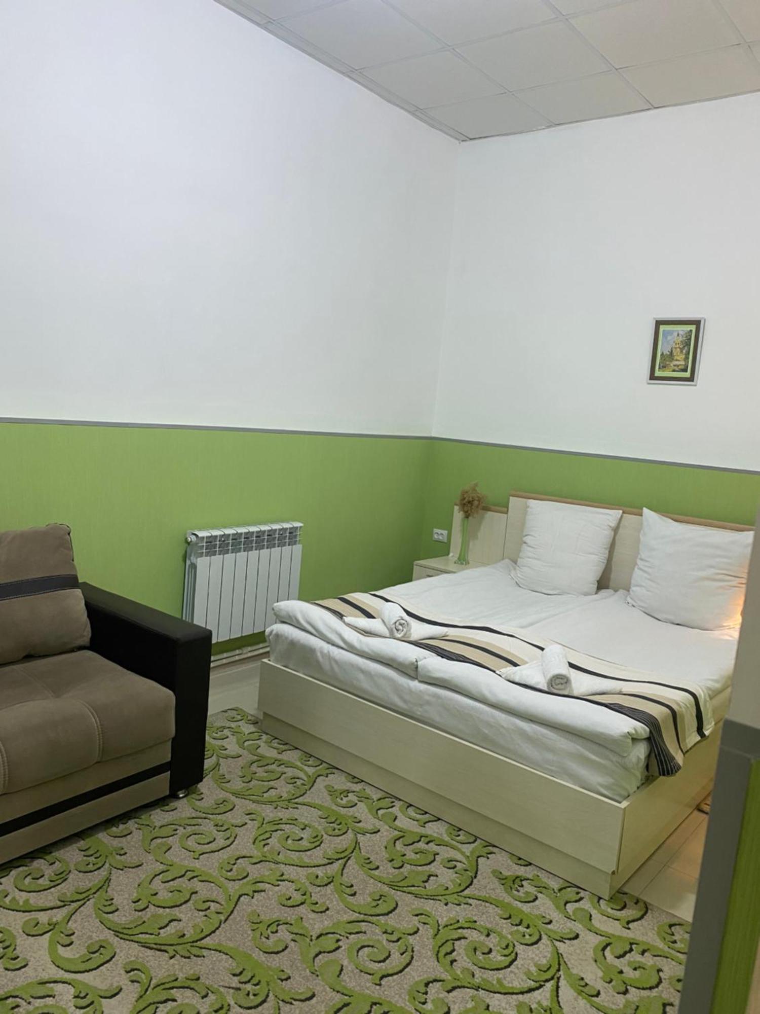 Lind Guest House B&B Gyumri Exterior photo